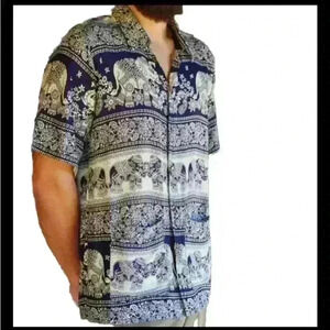 Hawaii Vintage  Blue And White Elephant Print  Button Up Size XL Comfort Vacay